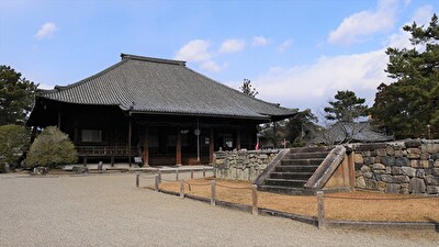 西大寺 本堂と東塔跡