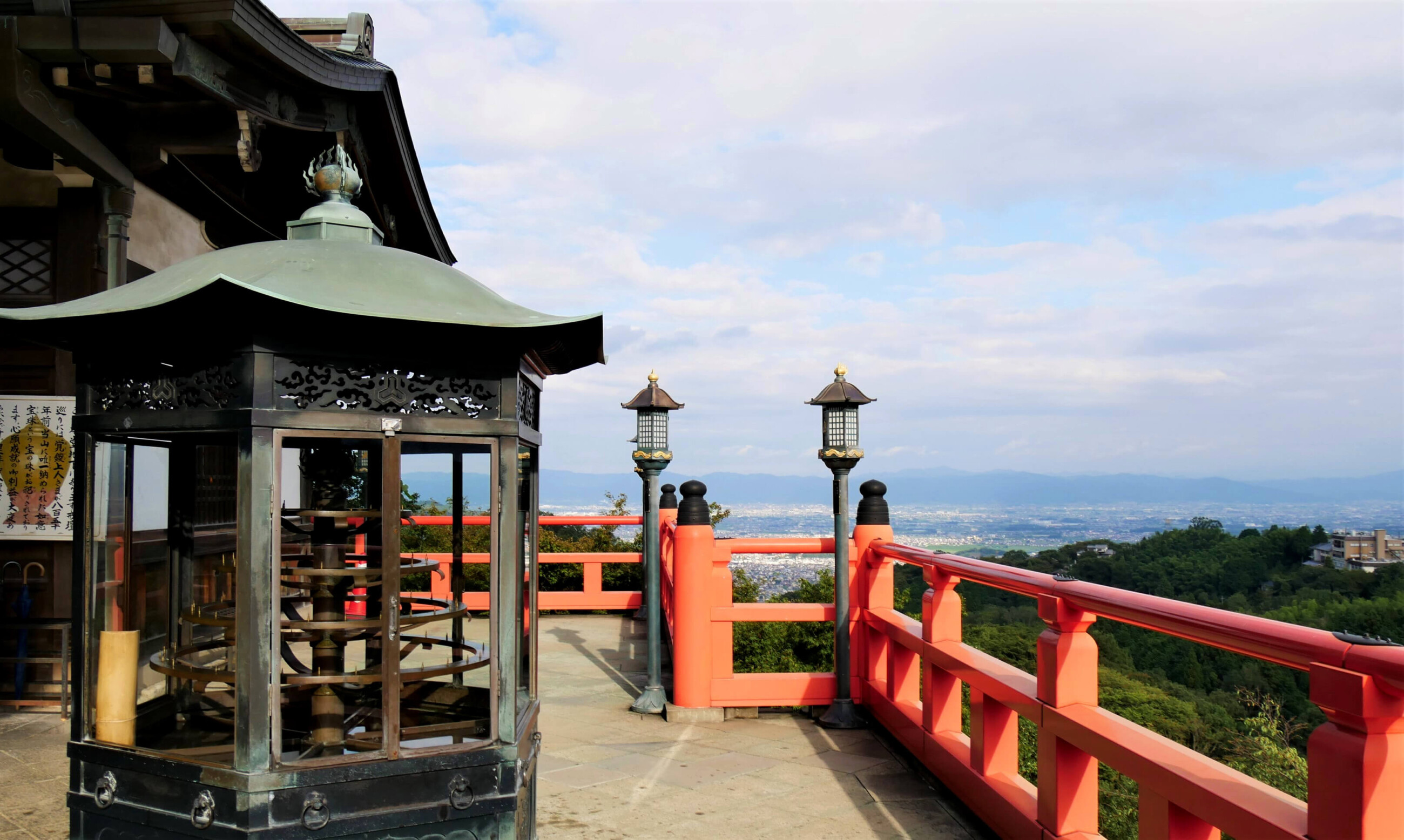 信貴山朝護孫子寺_本堂舞台