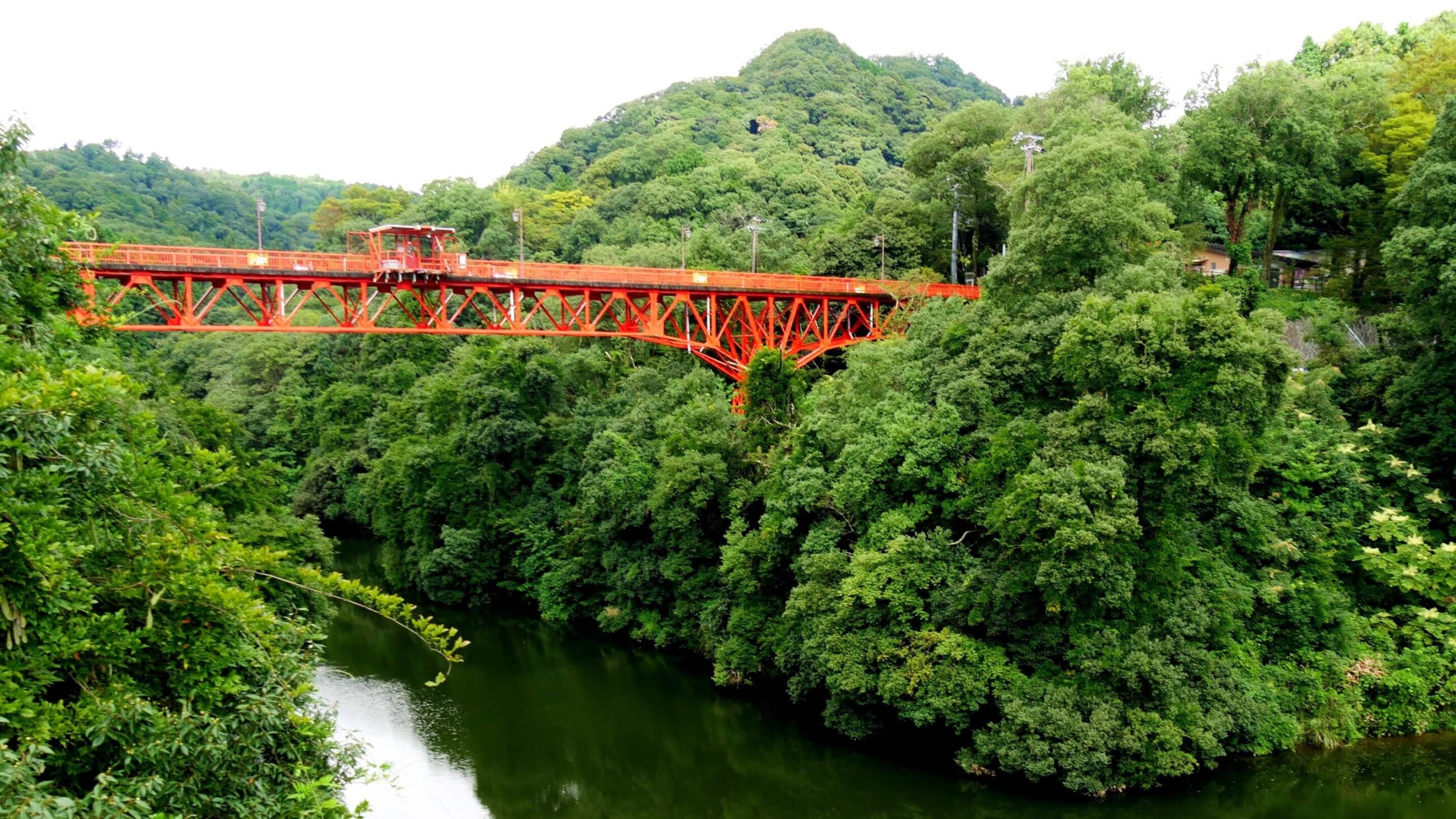 信貴山朝護孫子寺_開運橋_バンジージャンプも行われる