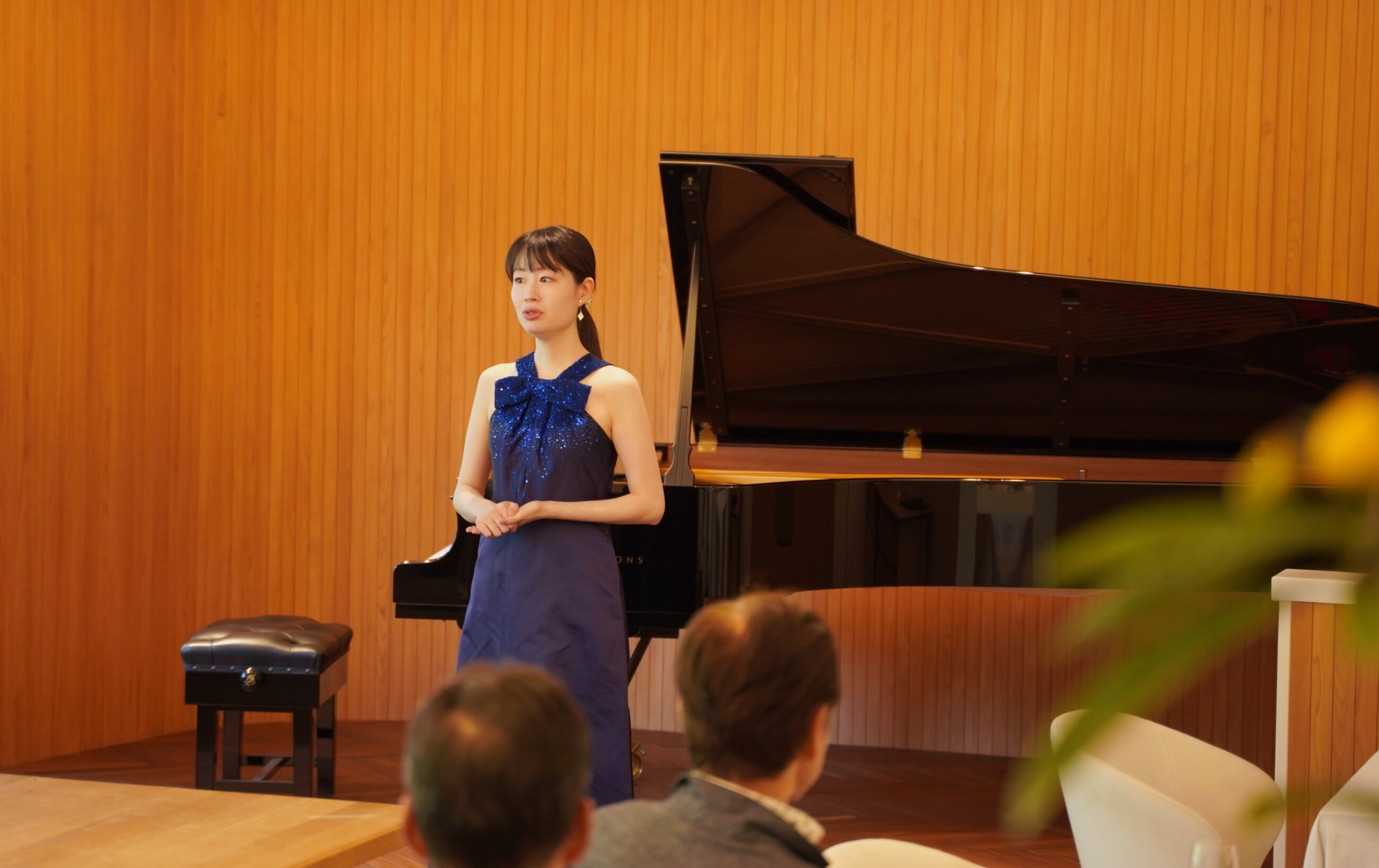 登大路ホテル サロンコンサート