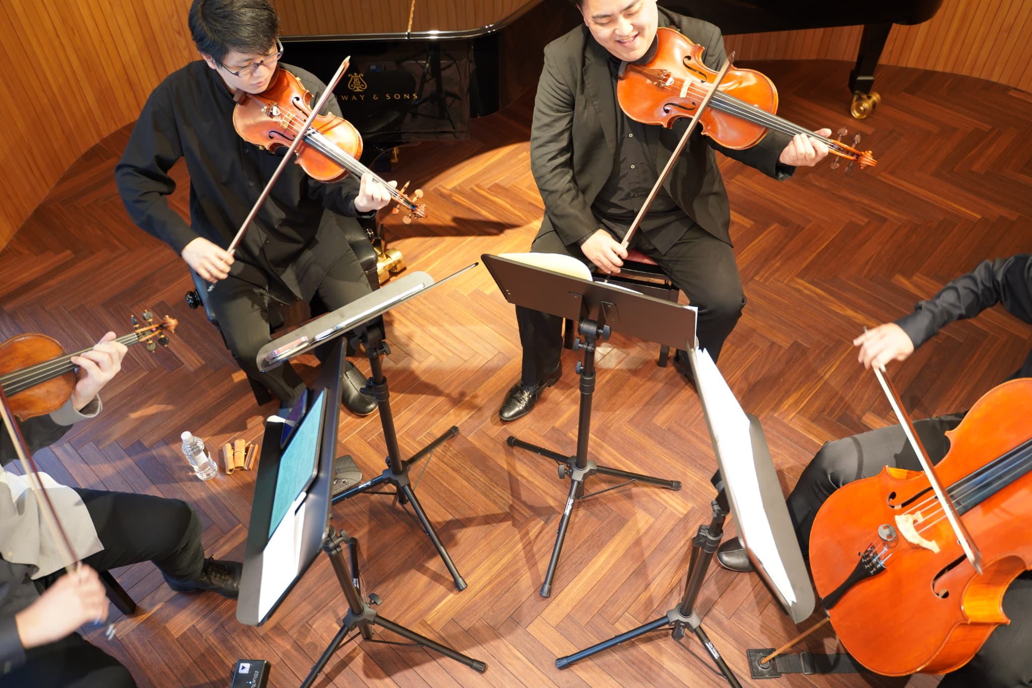 登大路ホテル サロンコンサート